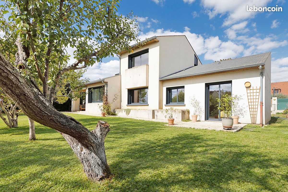 Maison 6 pièces 172 m² · à Boissise-la-Bertrand · 172 m² · 575 000 €