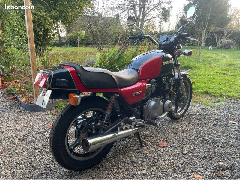 Bac à Batterie Pour Suzuki GS1100G (1982 à 1986) - Pièce D'occasion - Voir Photos