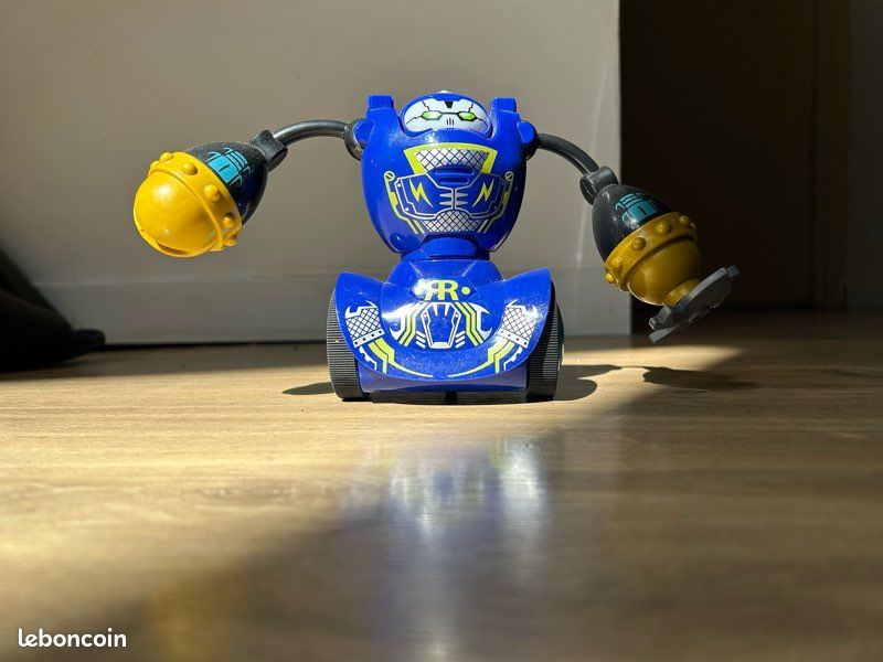 Robots de combat silverlit télécommandés (image 8)