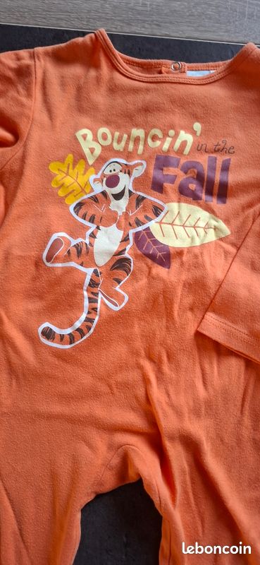 Pyjama. Taille 24 mois. Marque Disney
2 (image 2)