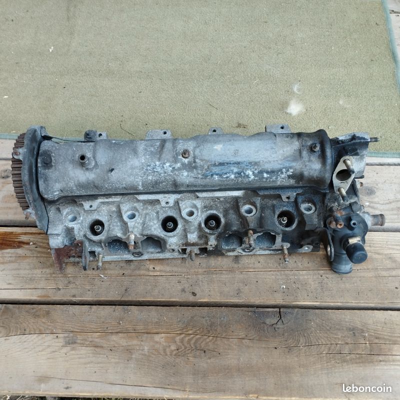 Culasse 405 sri (image 1)