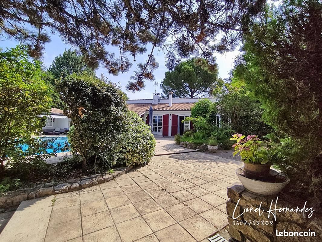 Maison 7 pièces 220 m² (image 12)