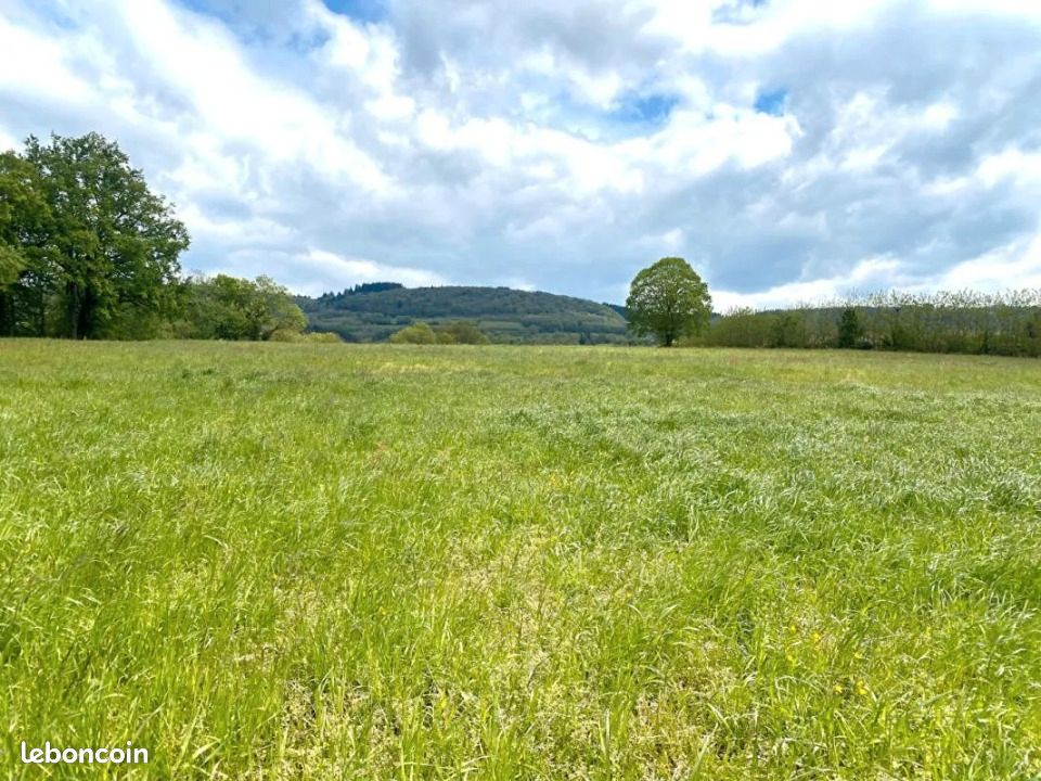 Terrain 700 m² Thuit Hebert · à Grand Bourgtheroulde · 65 000 €