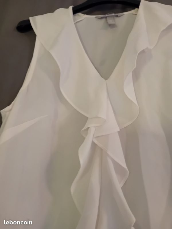 Corsage (image 2)