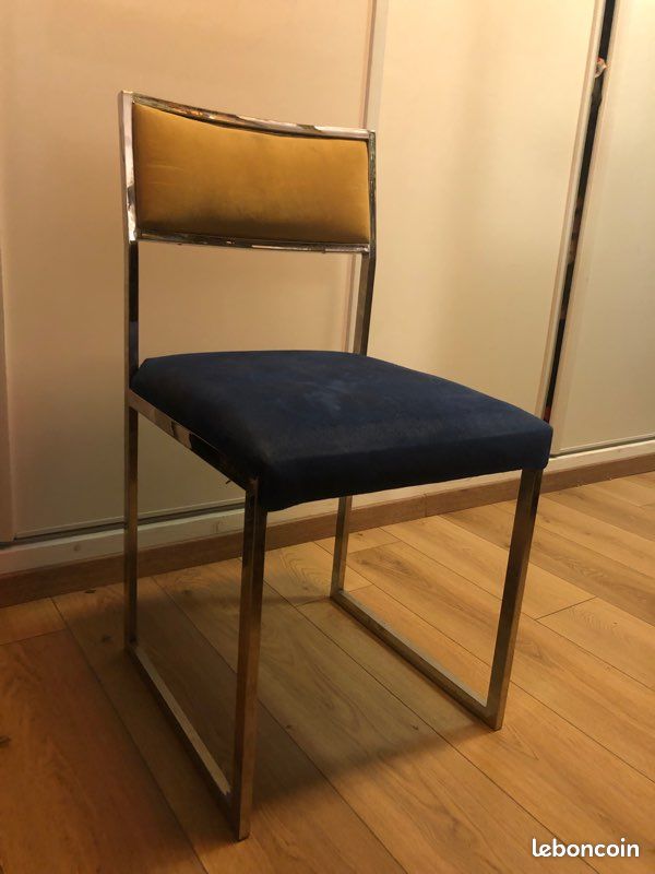 Le jeu de 4 chaises (image 1)