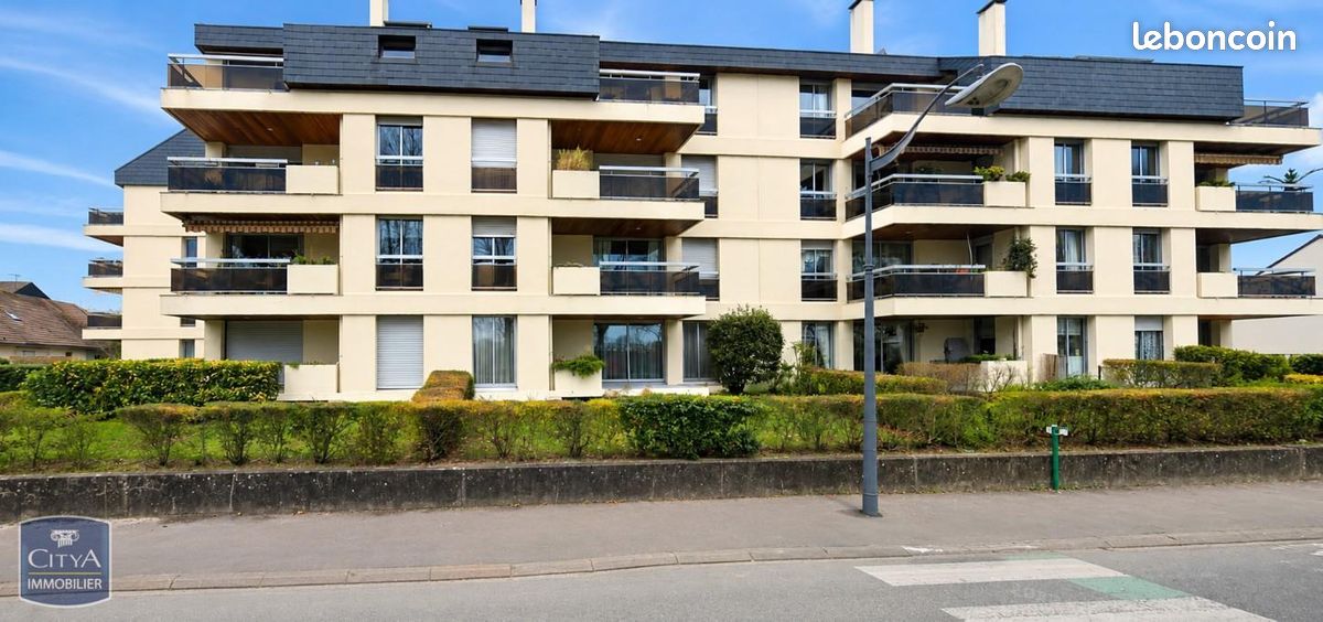 Appartement 3 pièces 73 m² · à Chinon · 73 m² · 682 €
