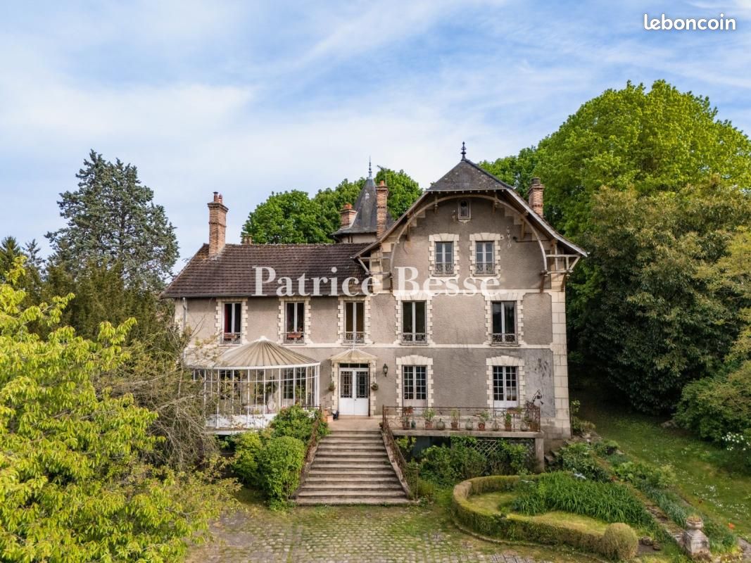 Maison 12 pièces 360 m² · à Barbizon · 360 m² · 875 000 €