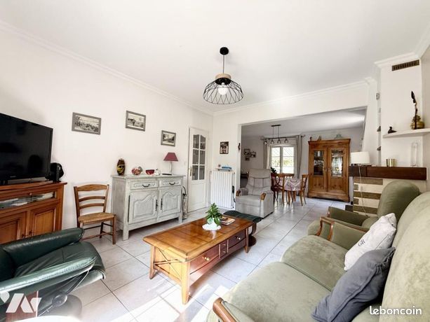 Maison 8 pièces 180 m² — 3