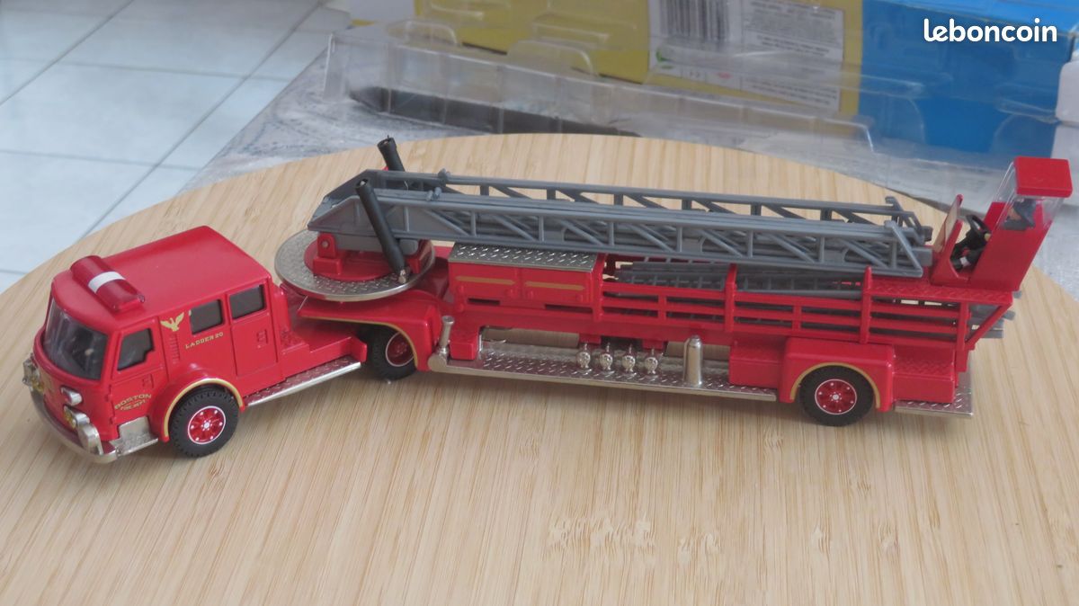 Miniature pompiers boston 1/50 Corgi (image 3)