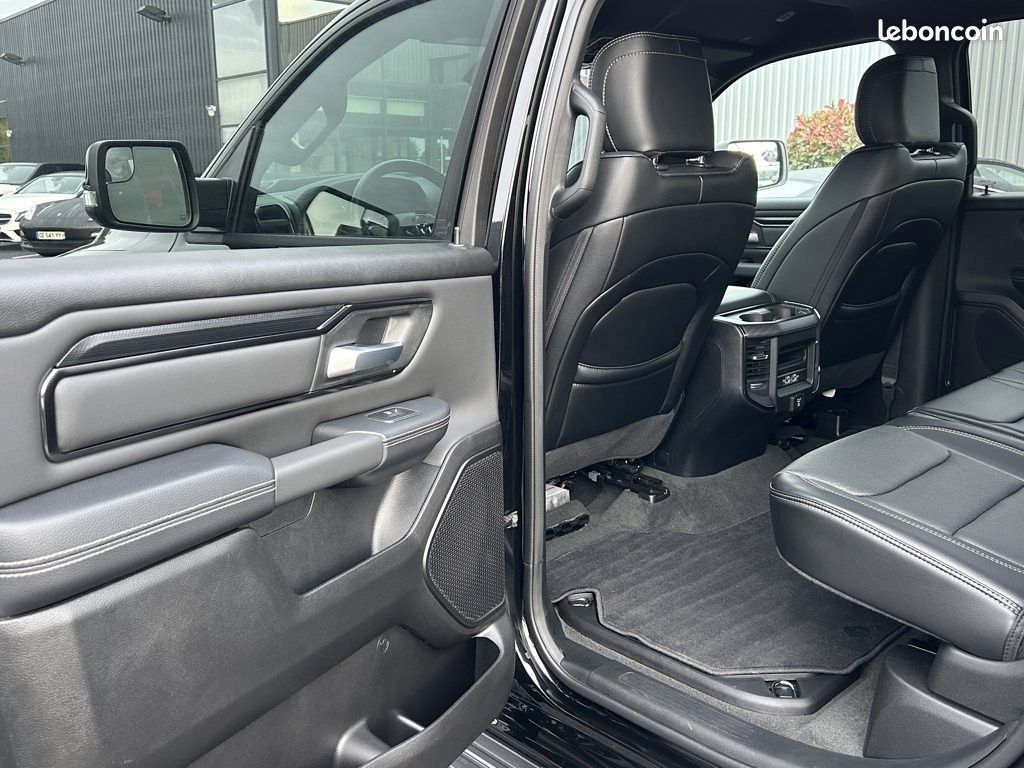 DODGE RAM 1500 5.7 V8 HEMI eTorque 400ch SPORT BVA (image 9)