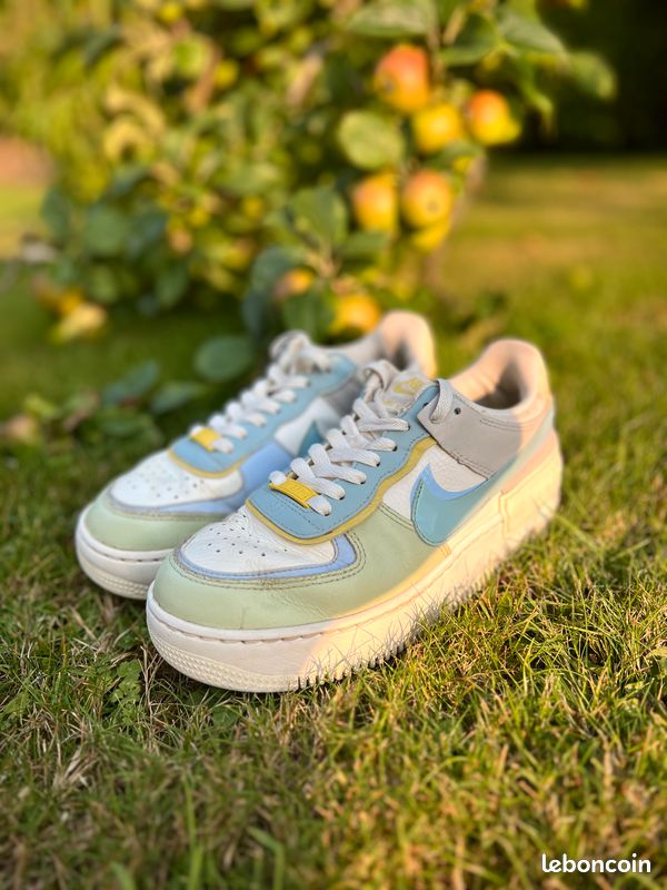 Chaussures Air Force Couleur Pastel Femme Nike Women's Air Force