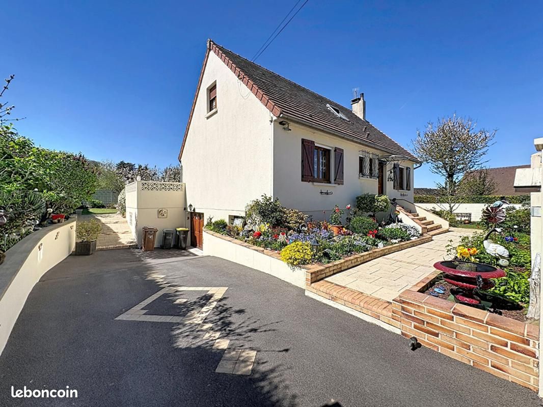Maison 6 pièces 130 m² · à Breuil-le-Sec · 130 m² · 315 000 €