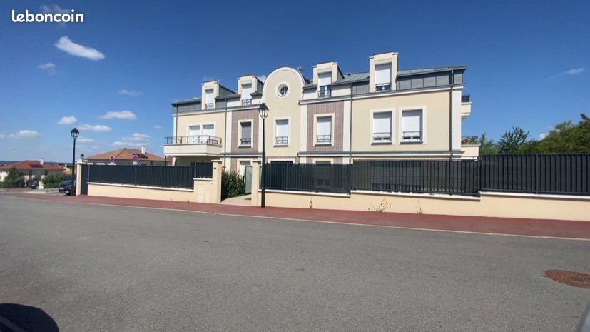 Appartement 4 pièces 79 m² · à Les Clayes-sous-Bois · 79 m² · 346 500 €