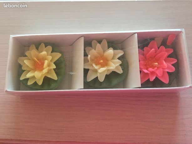 Bougeoir Design en Bois Lotus 27x8cm - MacMaster Bougeoir Design en Bois Lotus 27x8cm - MacMaster