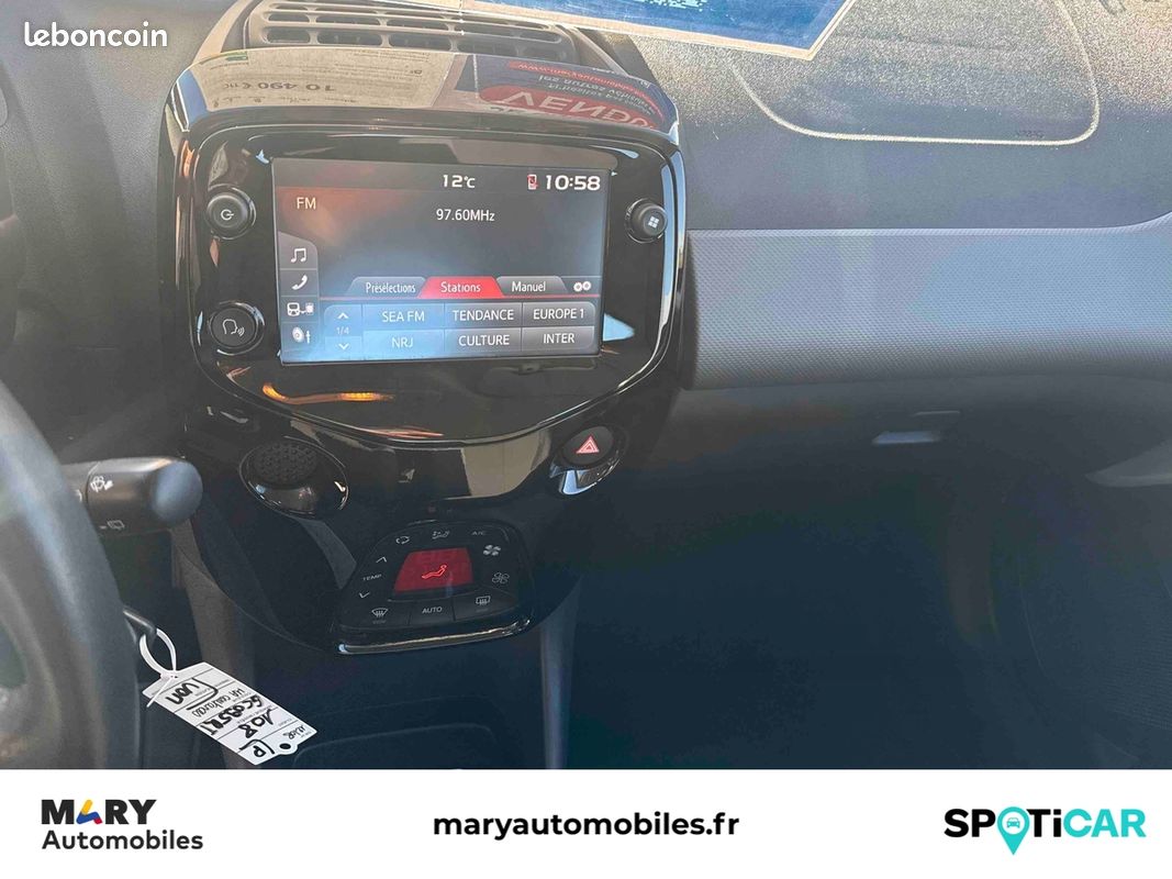 PEUGEOT 108 VTi 72ch S&S BVM5 Allure (image 9)