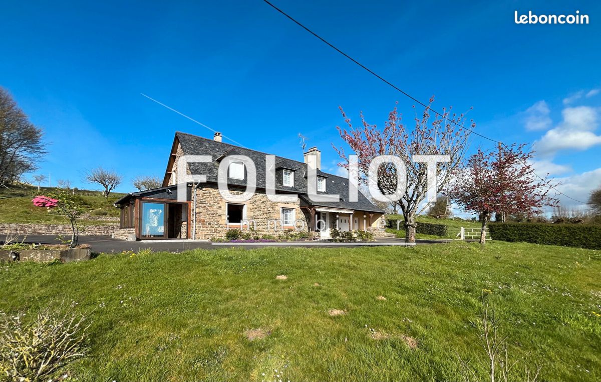 Maison 7 pièces 114 m² · à Saint-Ovin · 114 m² · 231 000 €