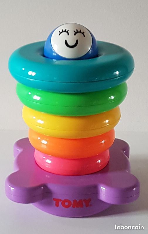 Anneaux empilable en pyramide pour Bébé (image 2)