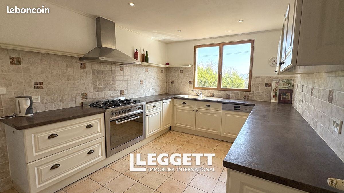 Maison 7 pièces 209 m² · à Nébias · 209 m² · 199 900 €