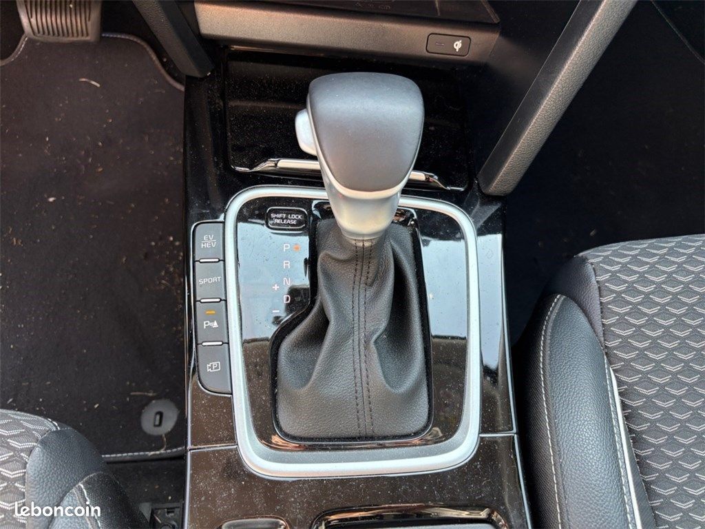 Kia Xceed HYBRIDE RECHARGEABLE 1.6 GDI 141CH DCT6 Active (image 32)
