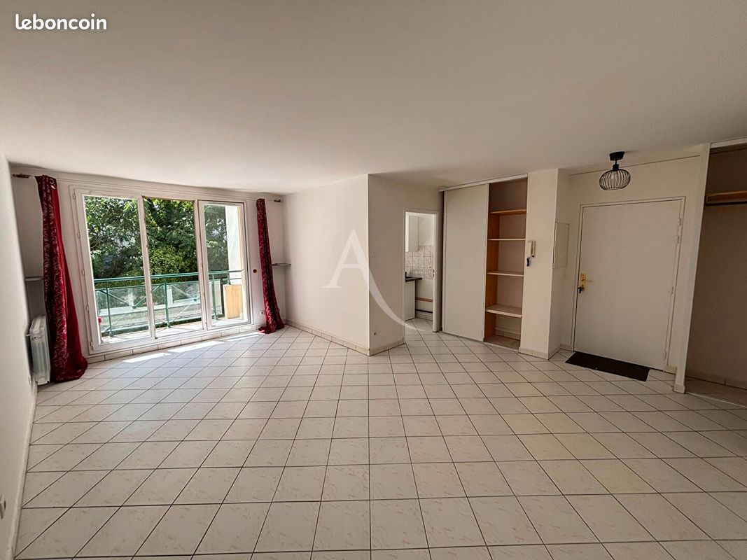 Appartement 3 pièces 64 m² · à Le Kremlin-Bicêtre · 64 m² · 1 550 €