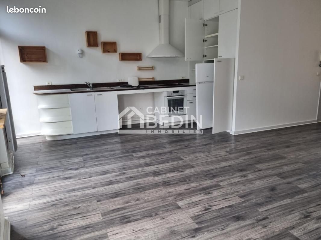 Appartement 2 pièces 52 m² · à Bordeaux · 52 m² · 879 €/mois