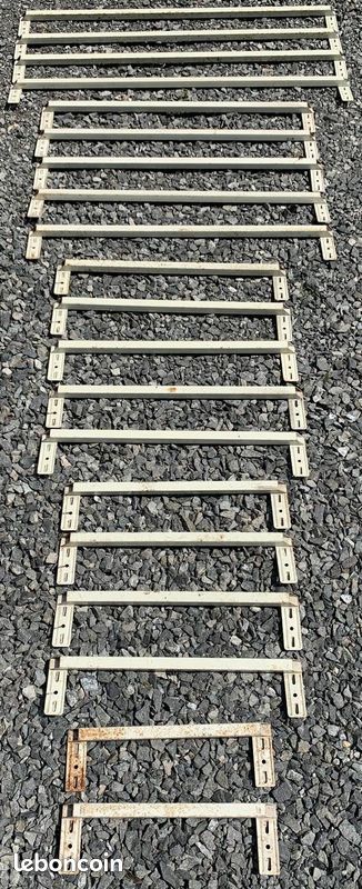 Lot de 29 barres montants métalliques pour montage rapide d'étagères avec de la cornière (image 5)
