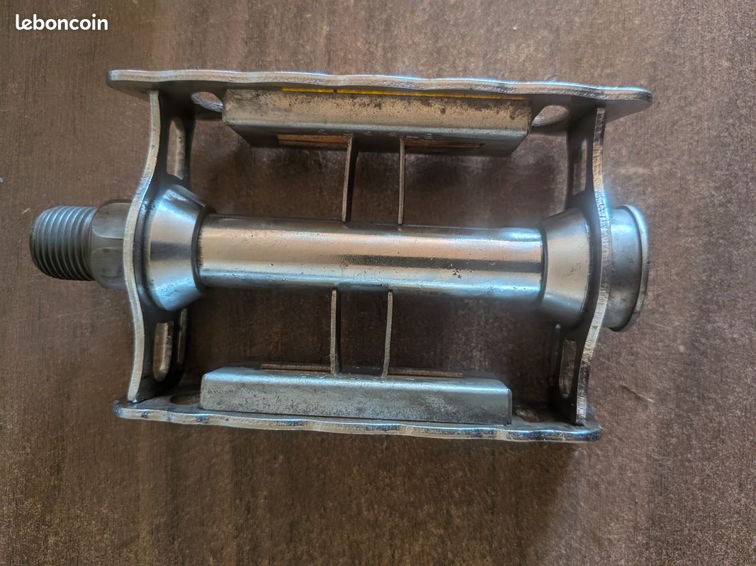 Paire Pédales Vélo Ancien Vintage Lyotard 136 R – Acier Fabriqué France
