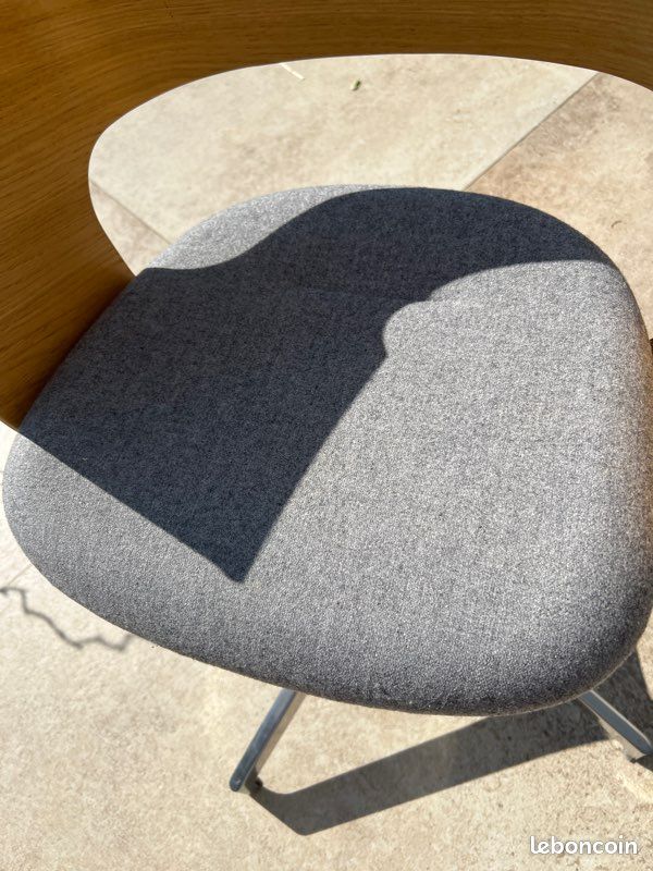 2 fauteuils Fjällberget + table bois (image 10)