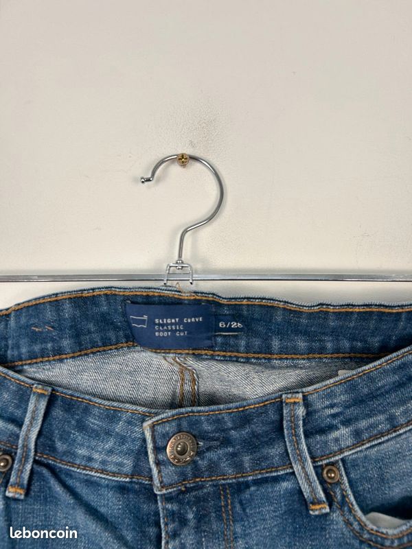 Jean Bootcut Levi's Slight Curve Femme Taille W28 - Bleu Stonewash, Occasion Bon état
