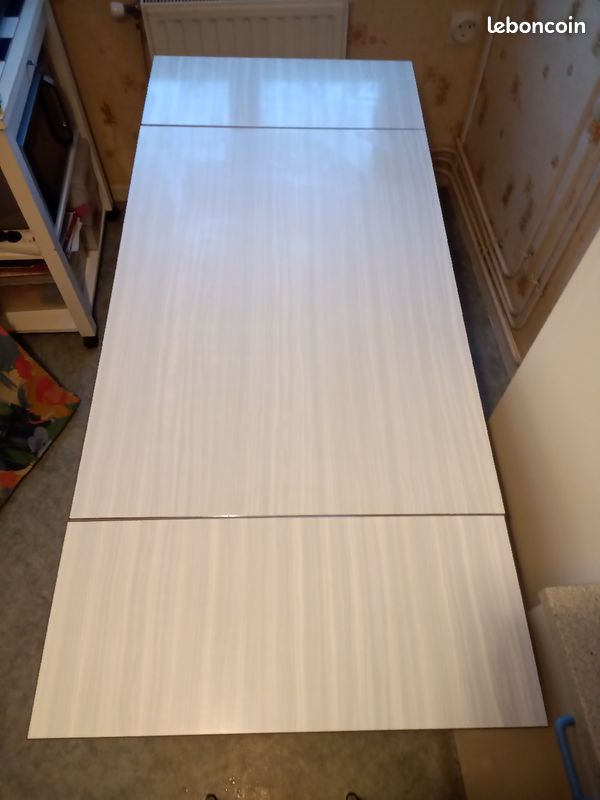 Table en formica (image 5)