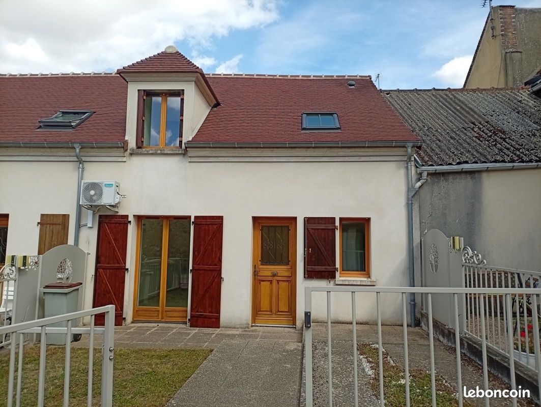Appartement 1 pièce 54 m² · à Chéroy · 54 m² · 691 €/mois