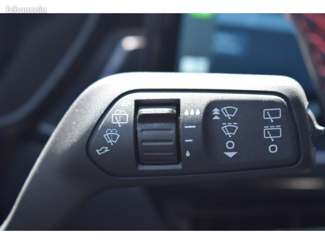 FORD FOCUS 1.5 EcoBlue 115 Powershift ST LINE X (image 25)