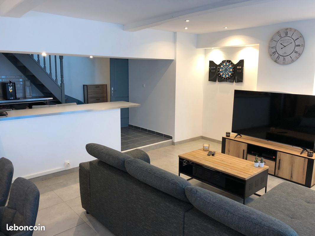 Maison 3 pièces 100 m² · à Camphin-en-Carembault · 100 m² · 750 €/mois