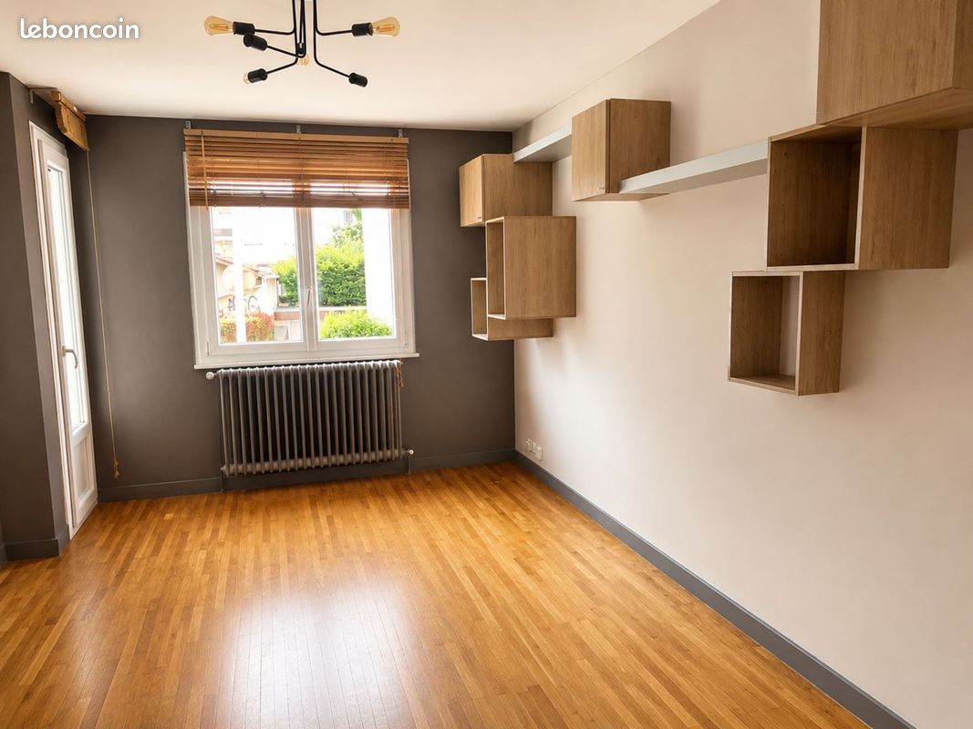 Appartement 3 pièces 61 m² · à Annecy · 61 m² · 1 228 €