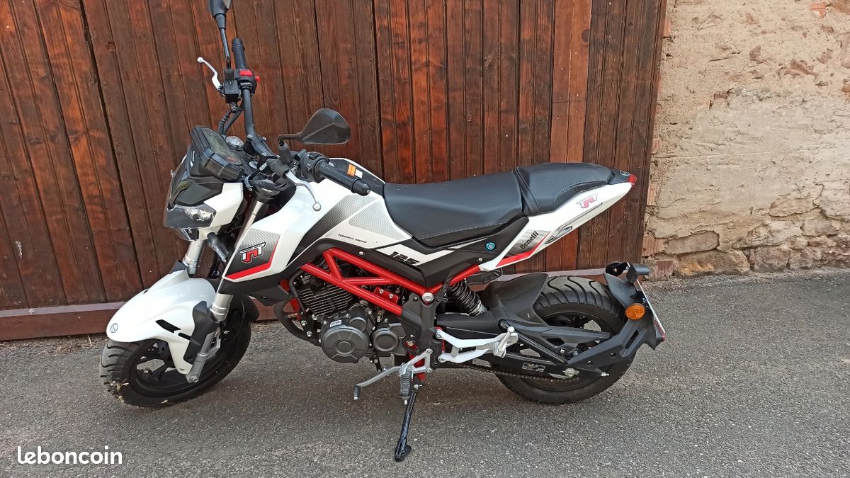 Moto 125 cm3 (image 1)