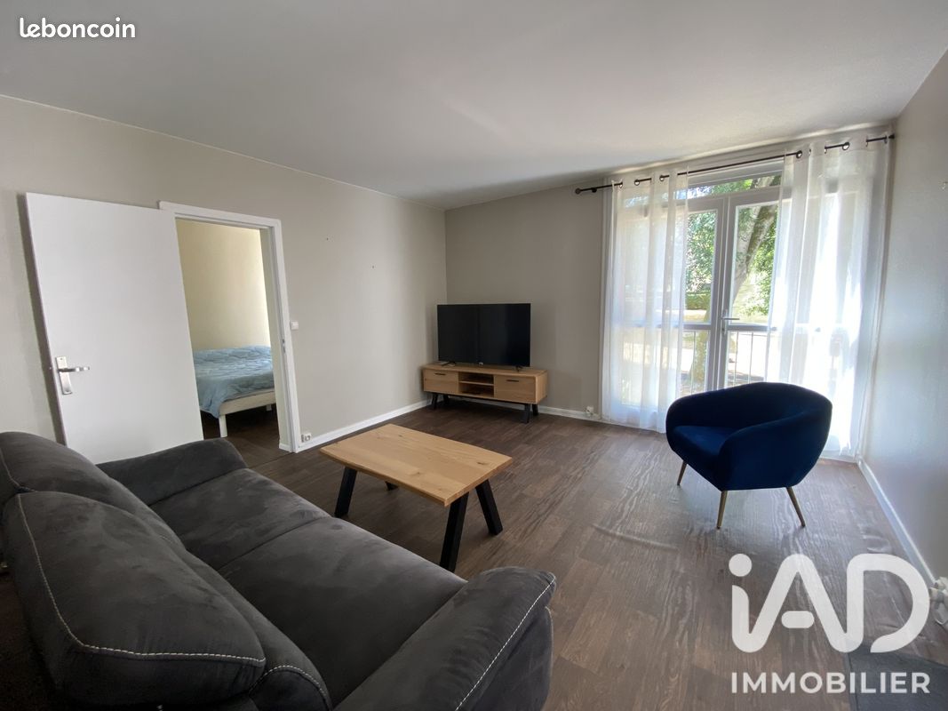 Appartement 3 pièces 58 m² · à Avon · 58 m² · 970 €