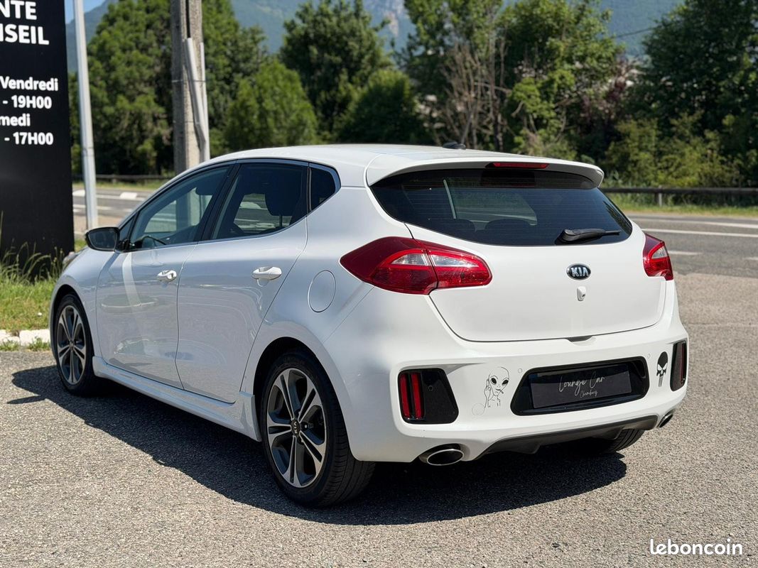 KIA CEE'D 1.6 CRDi 136 ch ISG GT Line DCT7 (image 4)