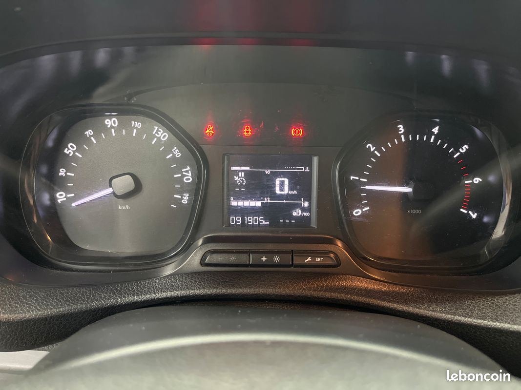 CITROEN Jumpy Fg 1.5 BlueHDi 102ch Control - 2020 - Climatisation - Aide au stationnement - Régulateur (image 11)