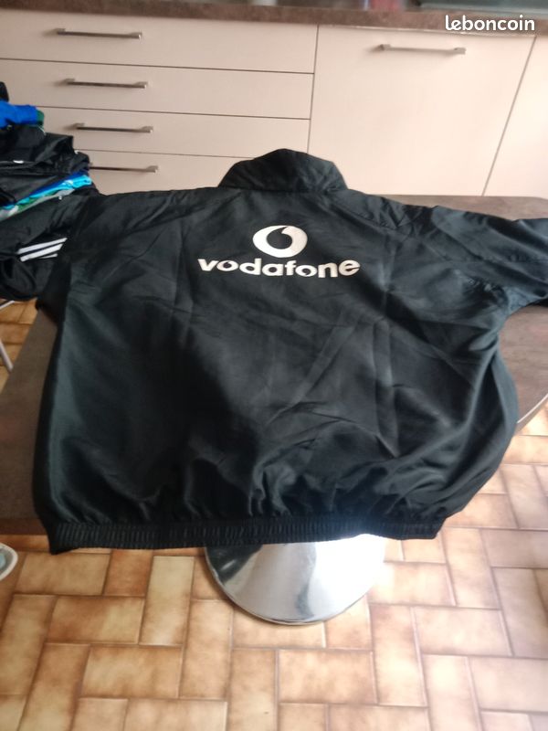 VINTAGE* MAGNIFIQUE Maillot/Veste de FOOTBALL du club anglais des Reds Devils Années 2000 (Maillot porté) AFFAIRE À NE PAS RATER TRÈS RARE (image 6)