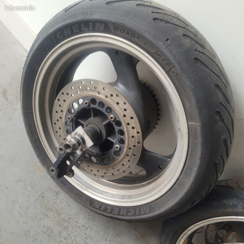 Paire de jantes polies roue avec disques de frein YAMAHA 1200 XJR (image 3)