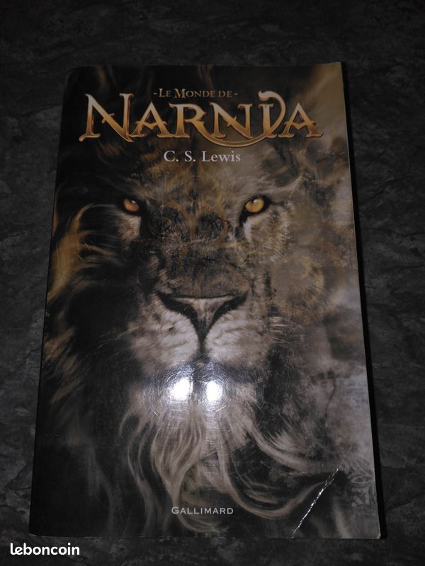 Vds livre le monde de narnla (image 1)