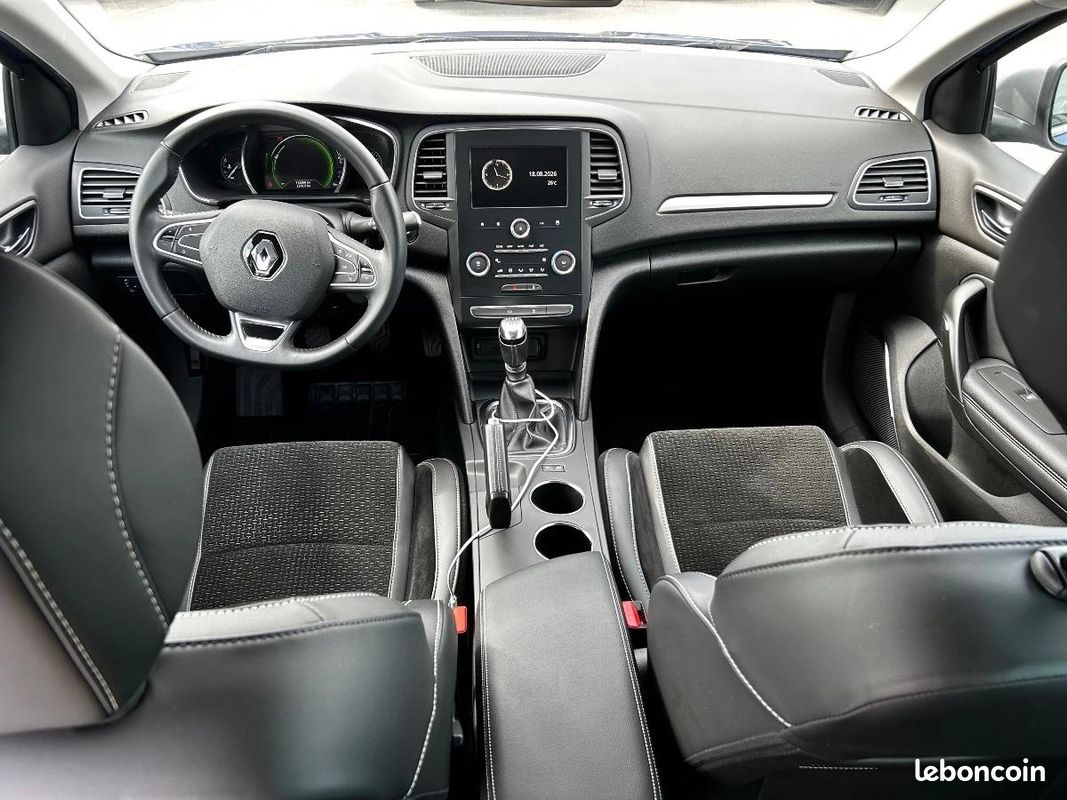 Renault Megane 1.3 -TCE 140. GT LINE (image 7)