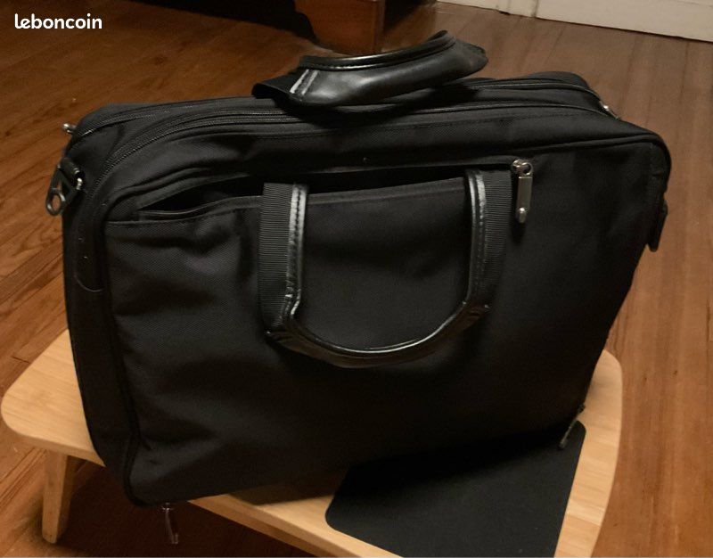 Briefcase (image 9)