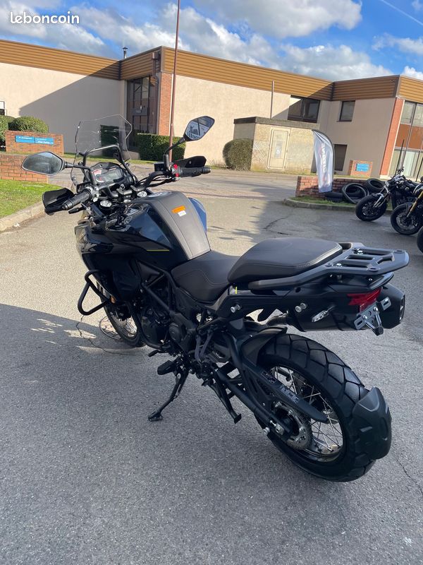 Trk 502x benelli neuve – a2 – 6 499 – promotion magasin KIT VALISES OFFERT (image 3)