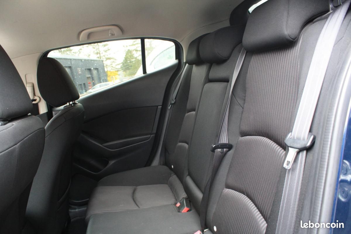 Mazda 3 III 2.2 150 Dynamique 5p (image 23)