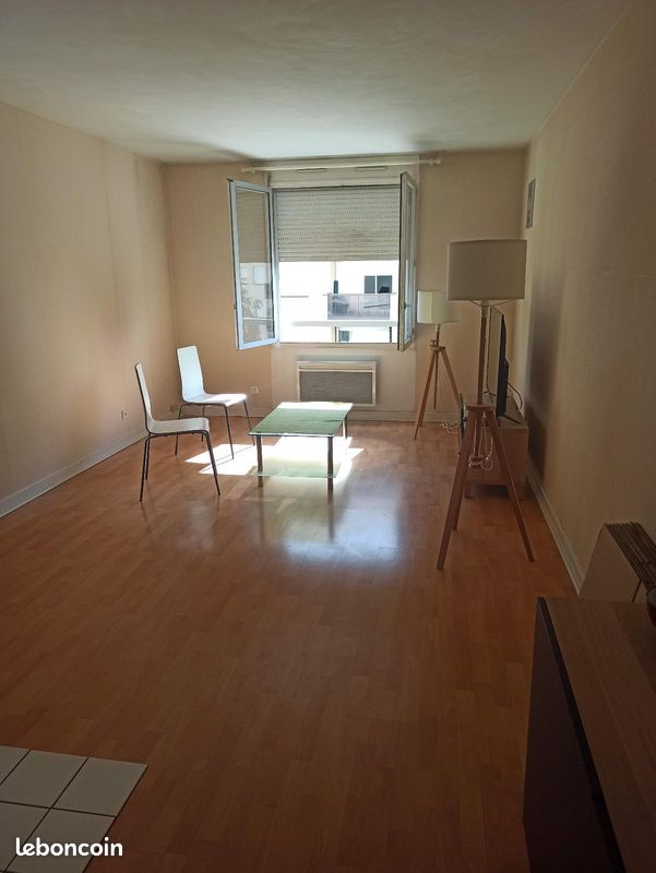 Appartement 2 pièces 46 m² · à Reims · 46 m² · 670 €