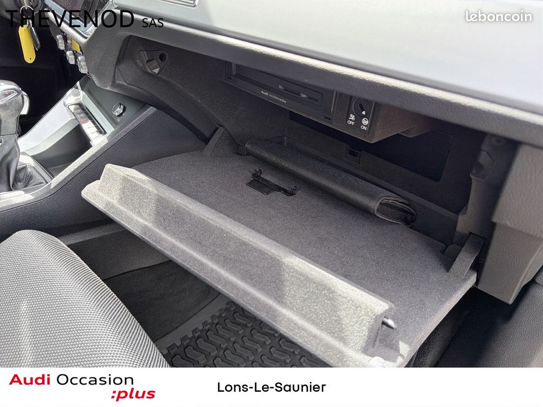 AUDI Q3 35 TFSI 150 ch S tronic 7 Limited (image 21)