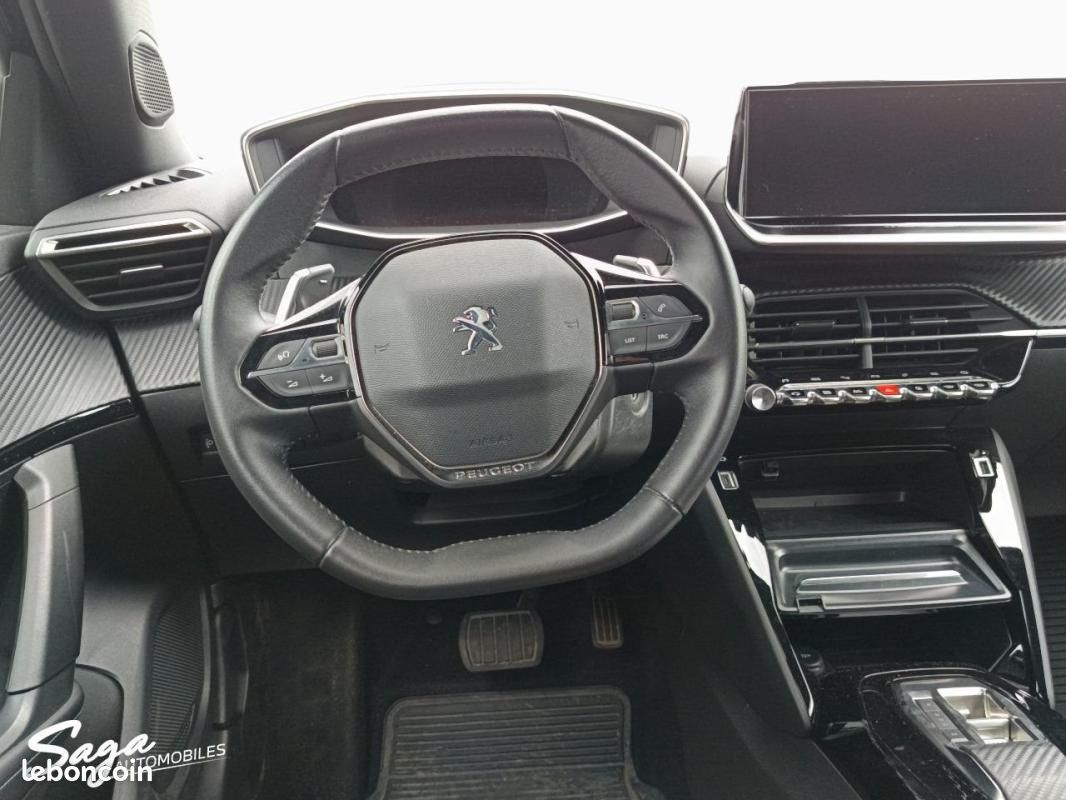Peugeot 2008 BlueHDi 130 S&S EAT8 Allure (image 8)
