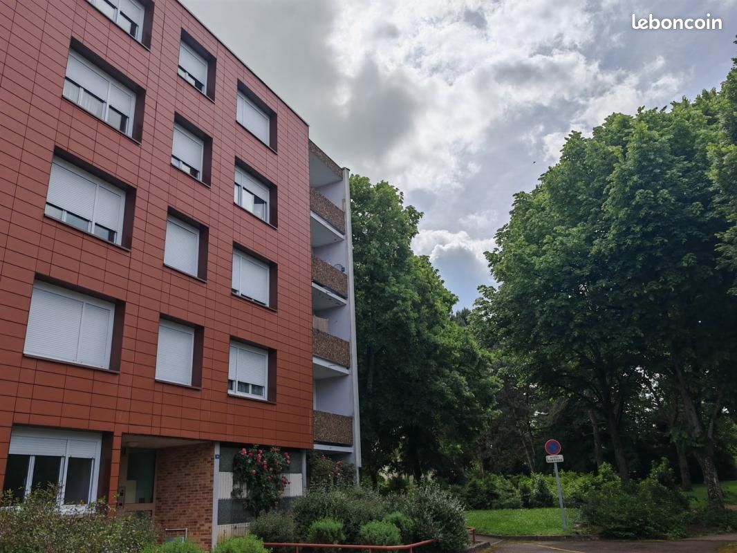 Appartement 3 pièces 64 m² · à Montceau-les-Mines · 64 m² · 470 €/mois