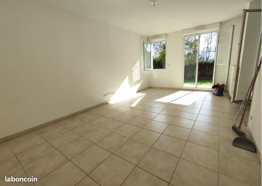 Appartement 3 pièces 68 m² · à Seyssins · 68 m² · 1 050 €/mois